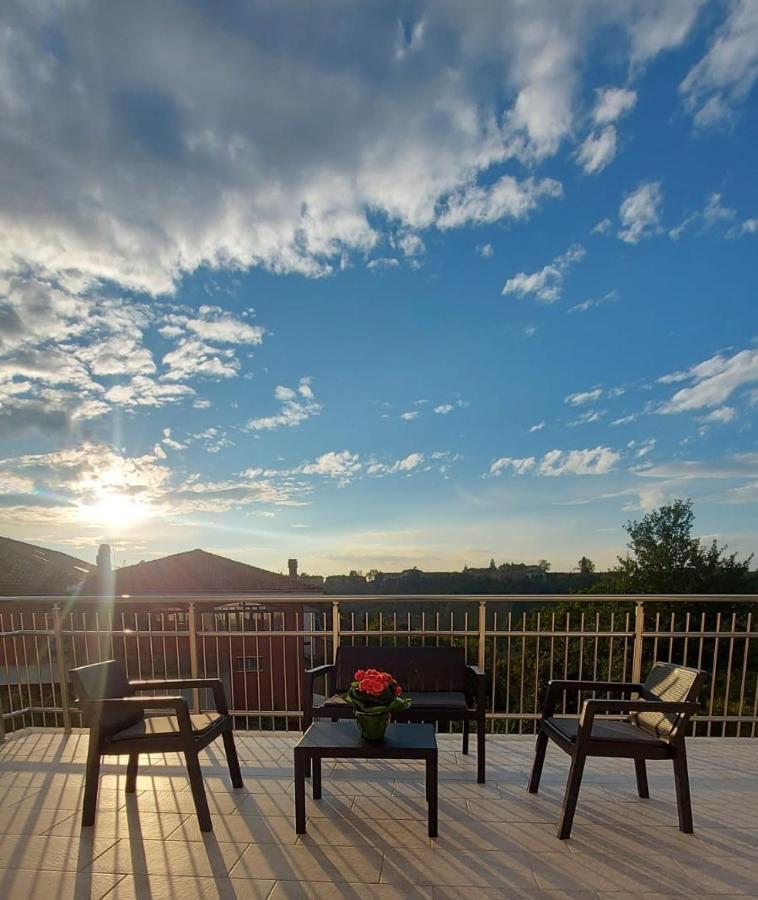Roero Sunset Daire Govone Dış mekan fotoğraf